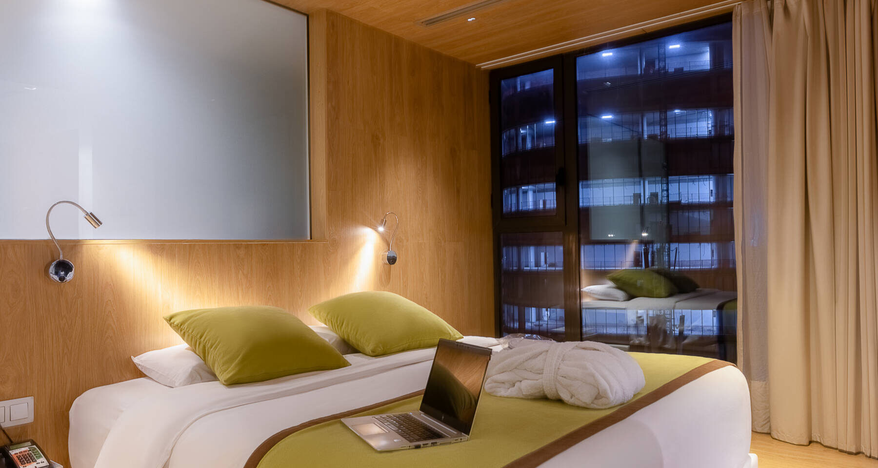 Seen Hotel Abidjan Plateau